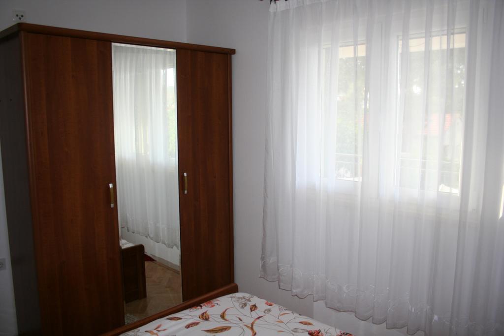 Tone & Marta Apartments Rogoznica  Exterior photo